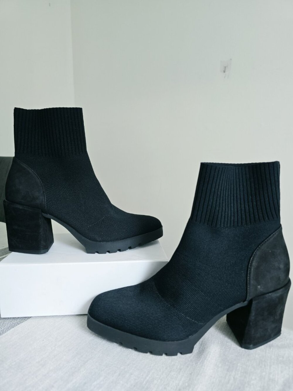 Eileen Fisher Spell Black Stretch Knit Bootie Ankle Boots 10 Shoes Block Heel